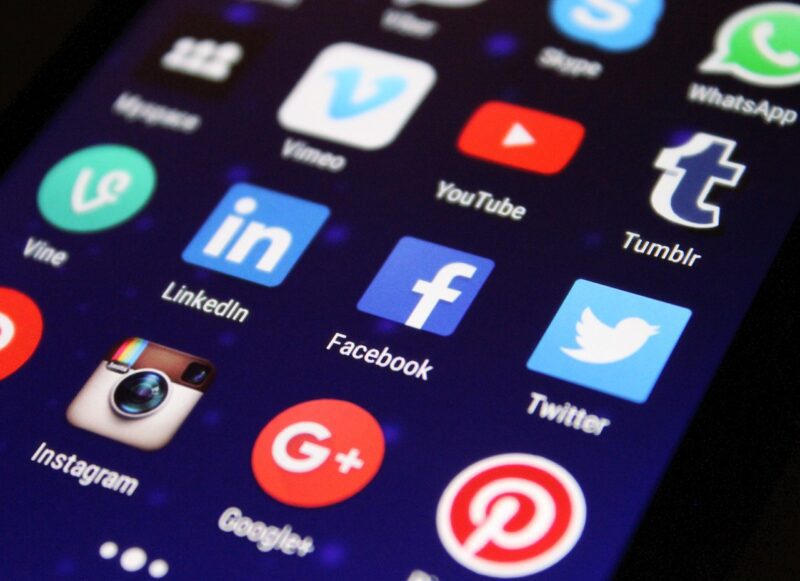 Gestione dei social media avanzata 6 mesi